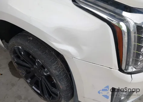 2015 Cadillac Escalade Premium z USA, uszkodzony, nr VIN 1GYS4NKJ1FR522411